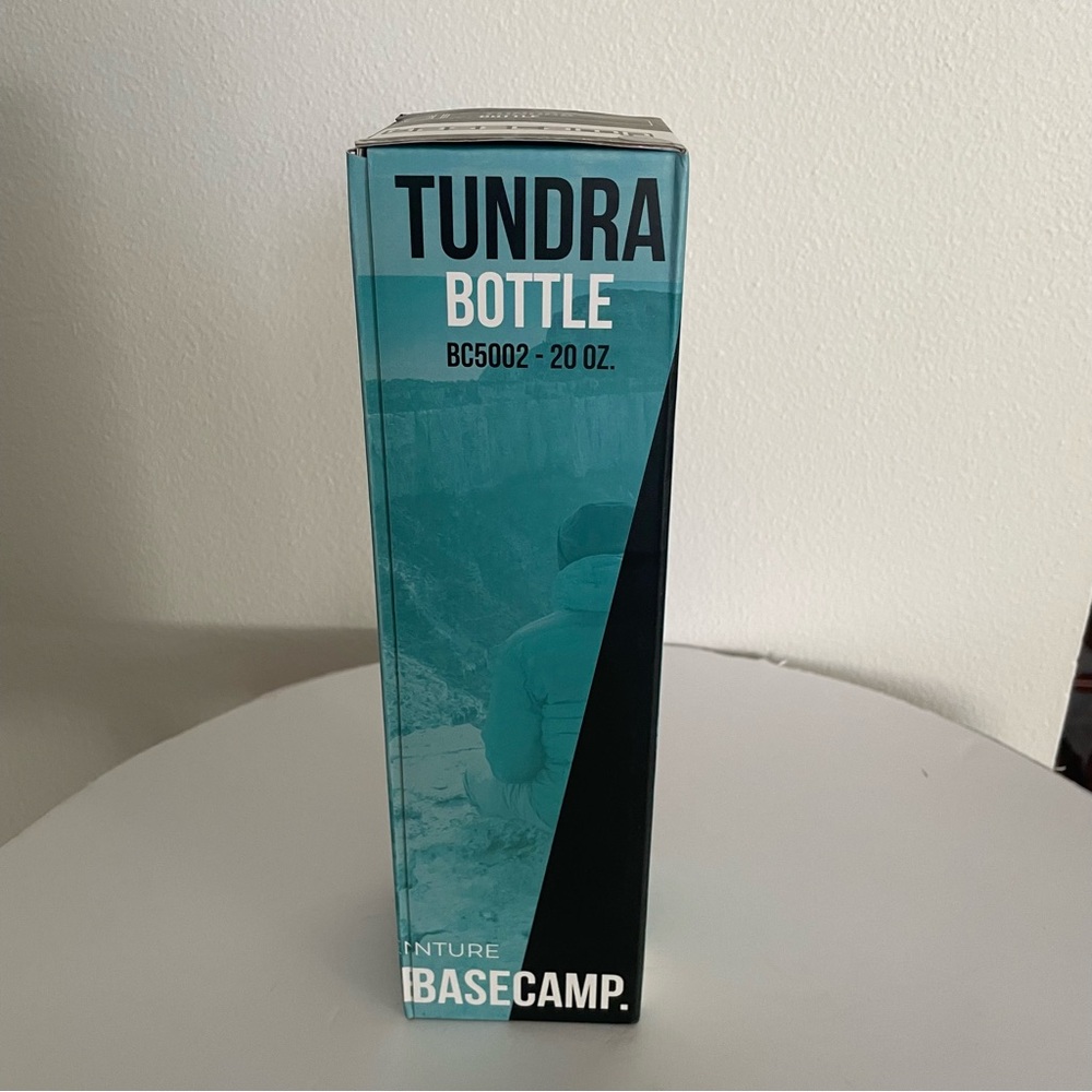 Tundra Bottle 20 OZ. Brand New in package. Beautifully detailed! BCLIVEBOLD!